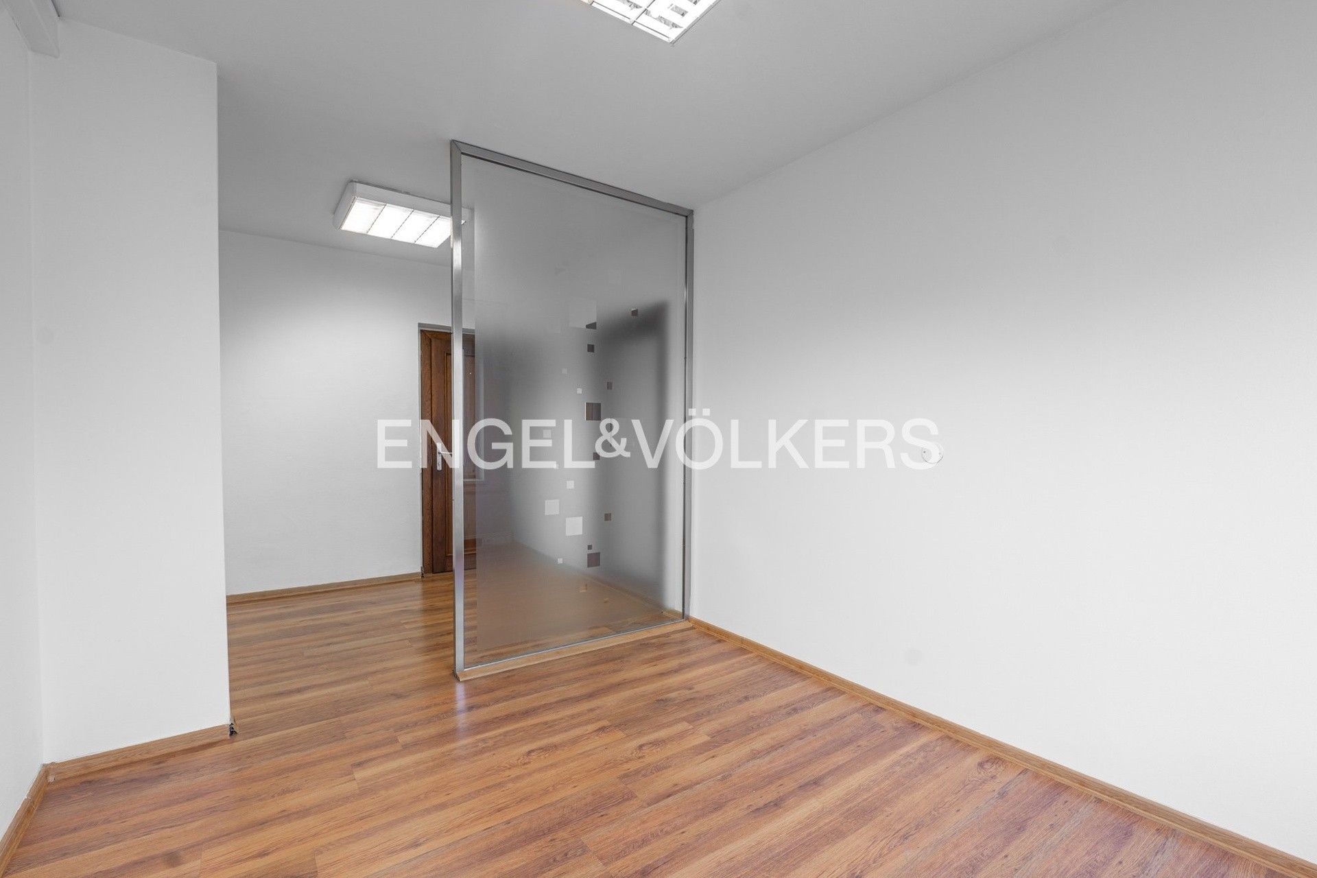 Pronájem kancelář - Ječná 243, Praha Nové Město, 40 m² - 5