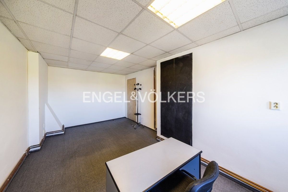 Kancelář · 19 m² · Lobezská 107, Plzeň Lobzy - 3