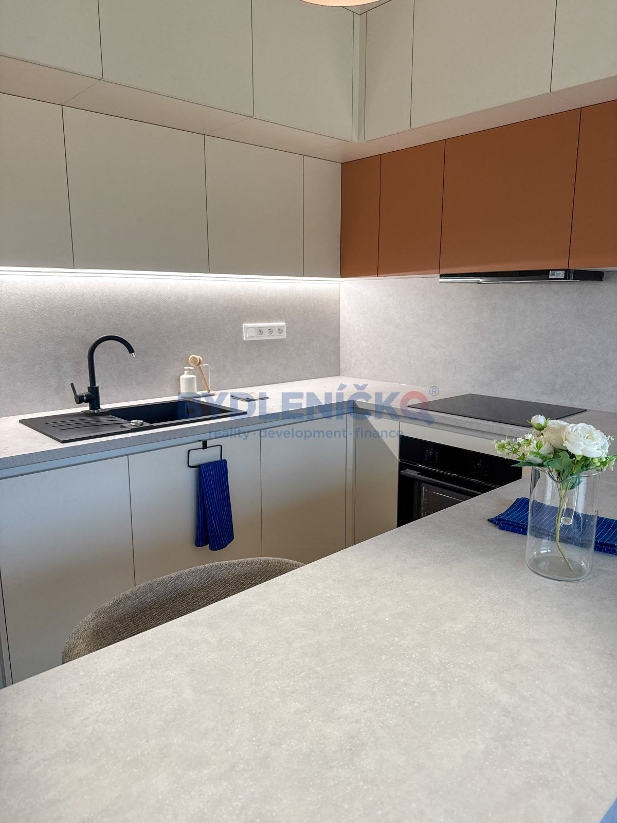 Prodej byt 2+kk - Masarykova 1, Hluboká nad Vltavou, 54 m² - 5