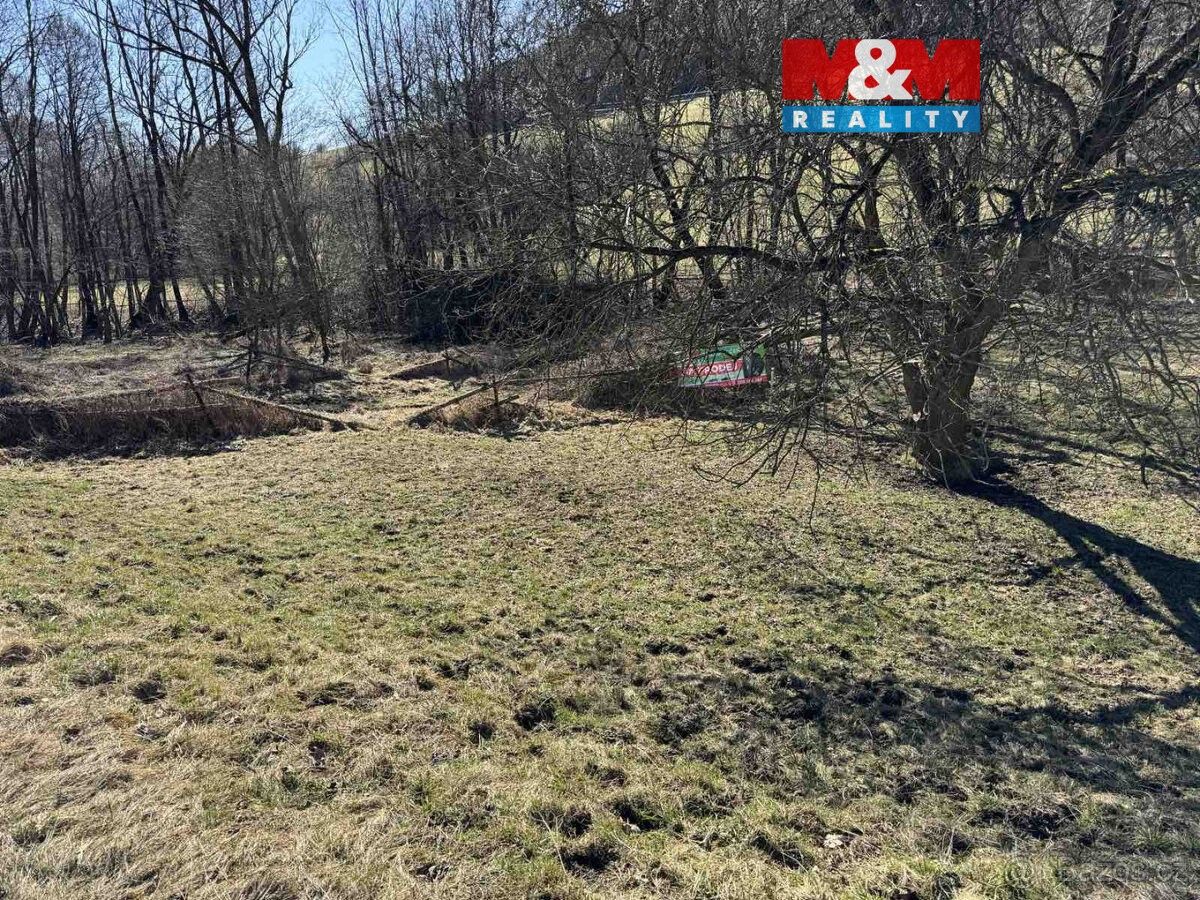 Zahrady, Bílá, 463 43