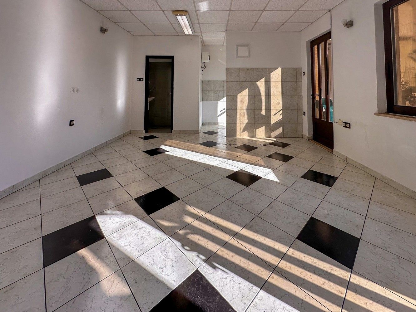 Komerční nemovitost · 30 m² · Rijeka, Primorsko-goranska županija, Chorvatsko - 3