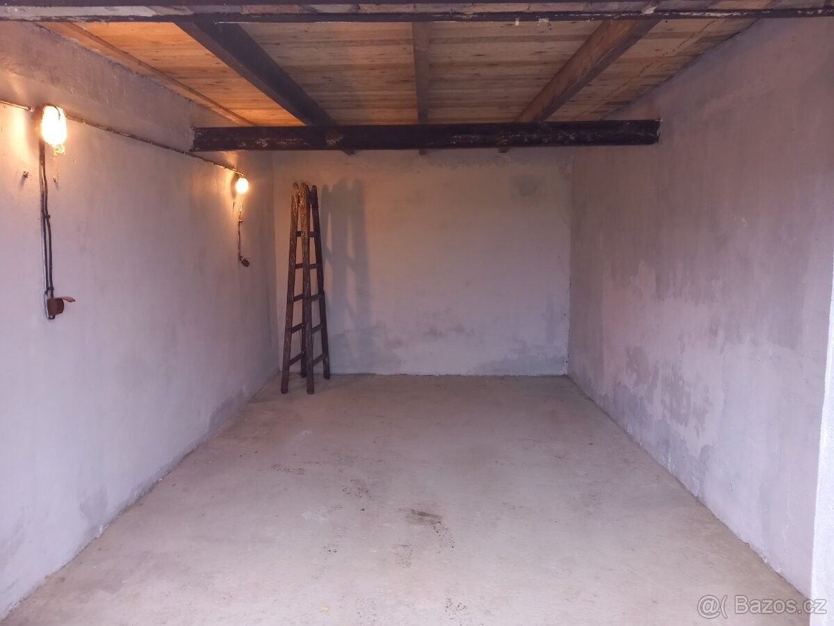 Pronájem garáž - Karviná, 733 01