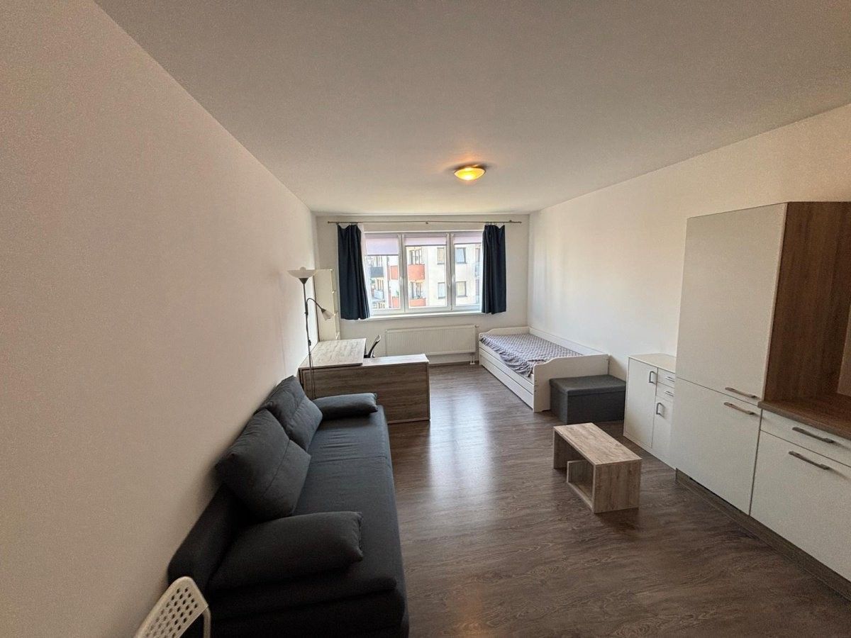 Pronájem byt 1+kk - Aloise Rašína, Olomouc, 34 m²