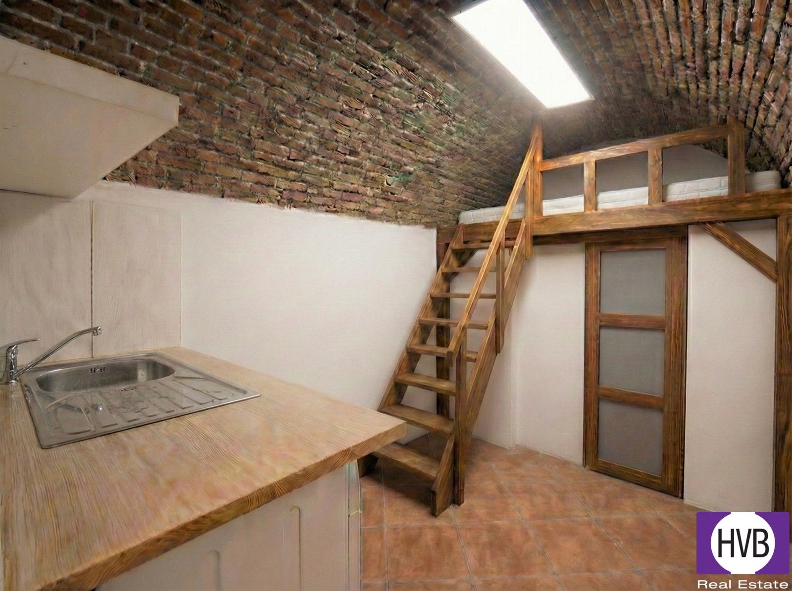 1+kk, Vinohrady, Praha, 16 m²