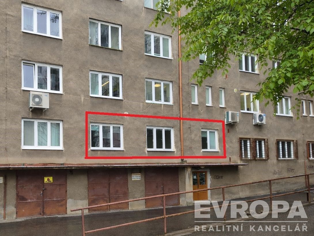 Prodej byt 2+1 - Oblouková 1335, Praha, 60 m²