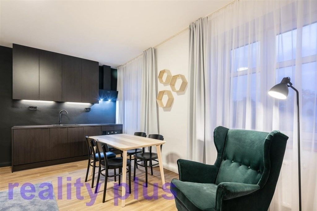 Pronájem byt 1+kk - Svatoplukova 343, Liberec IV-Perštýn, 33 m² - 2