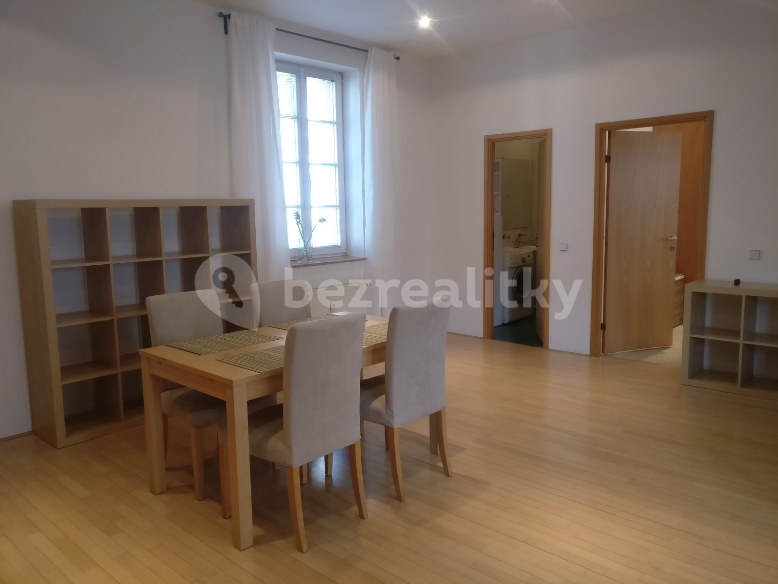 Pronájem byt 2+kk - Letenské náměstí, Praha - Bubeneč, 65 m² - 5