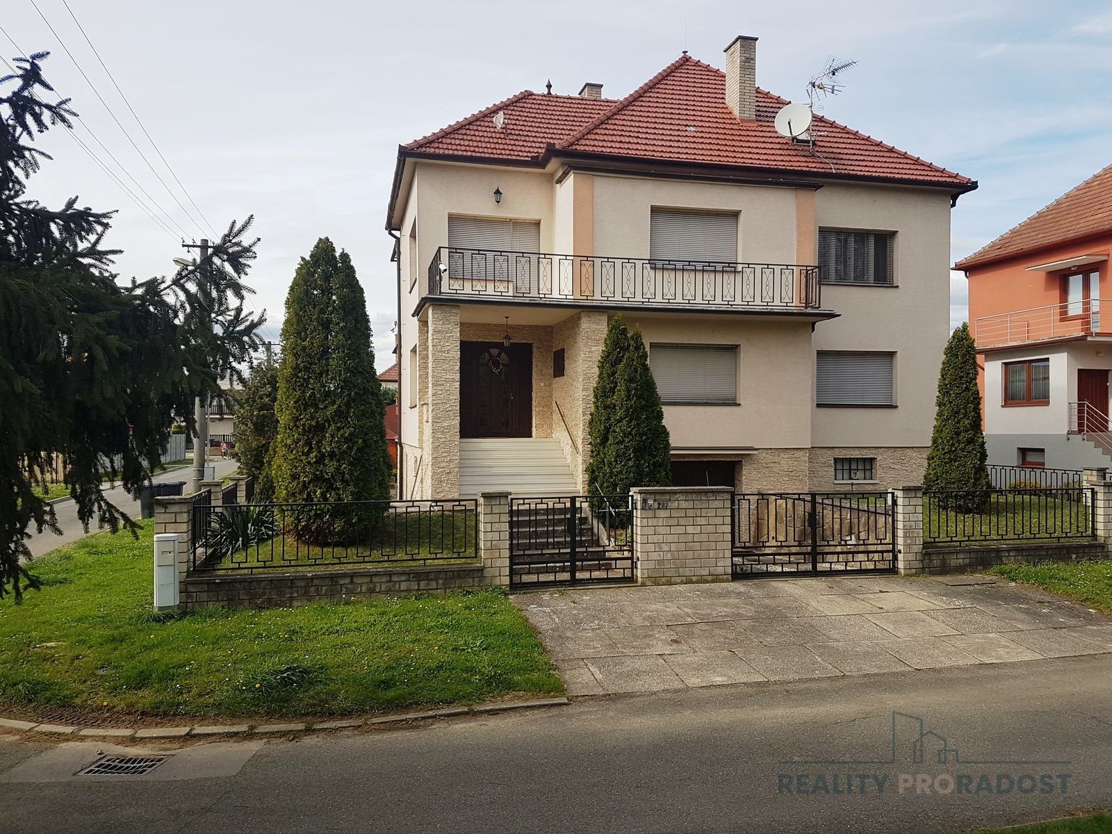 Rodinné domy, Mašovy, Uherský Ostroh, 354 m²