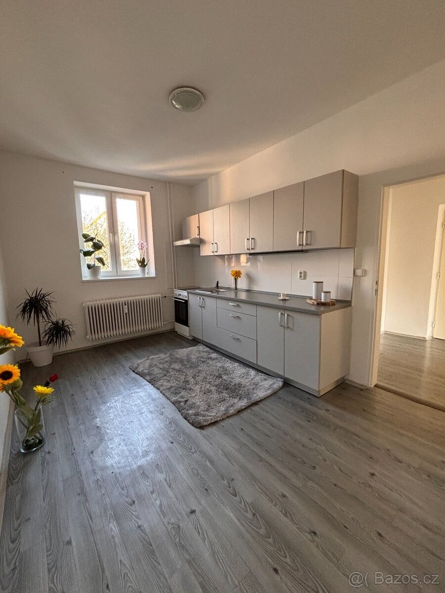 Byty, Ostrava, 702 00 - 1
