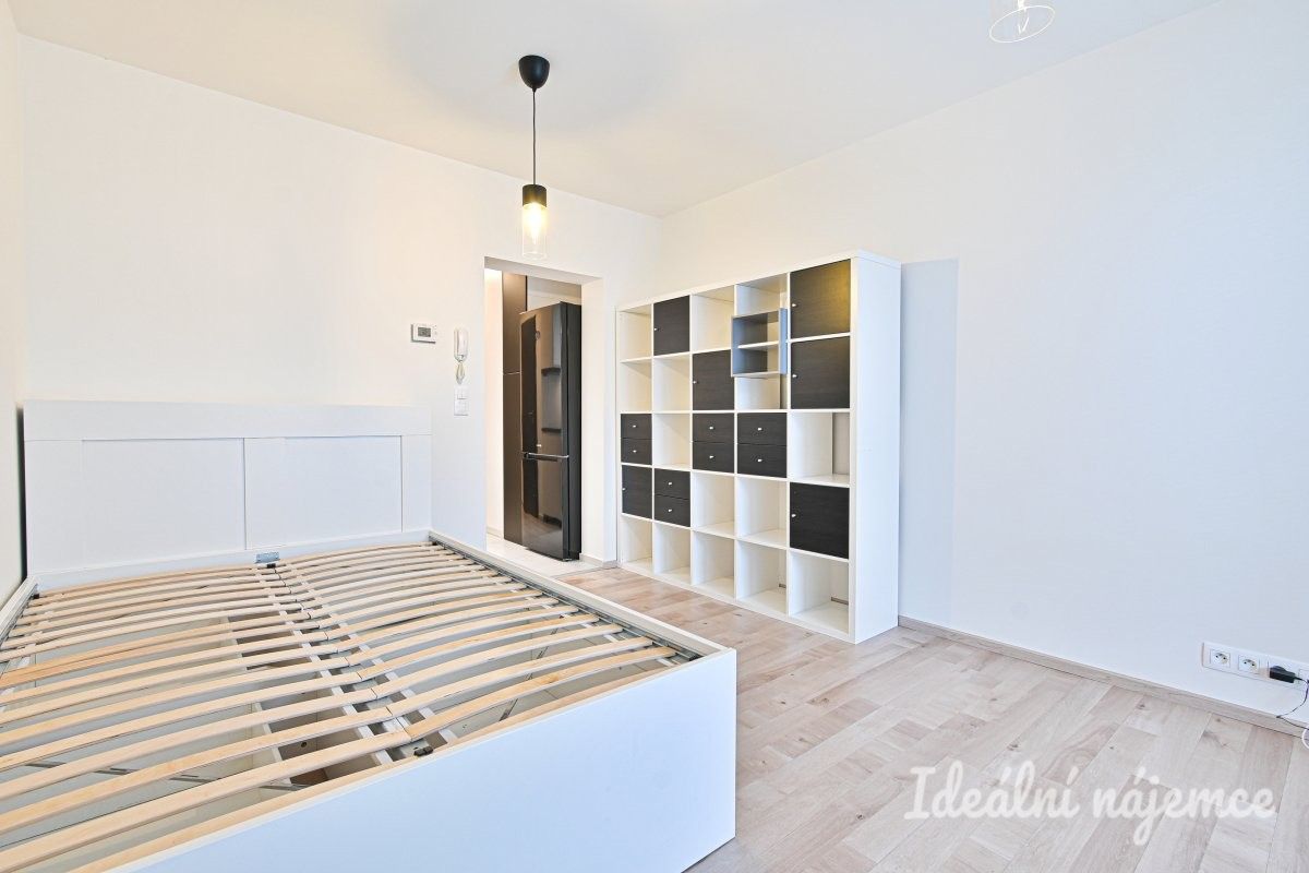 Byt 1+1 · 24 m² · Javorová, Rosice - 3