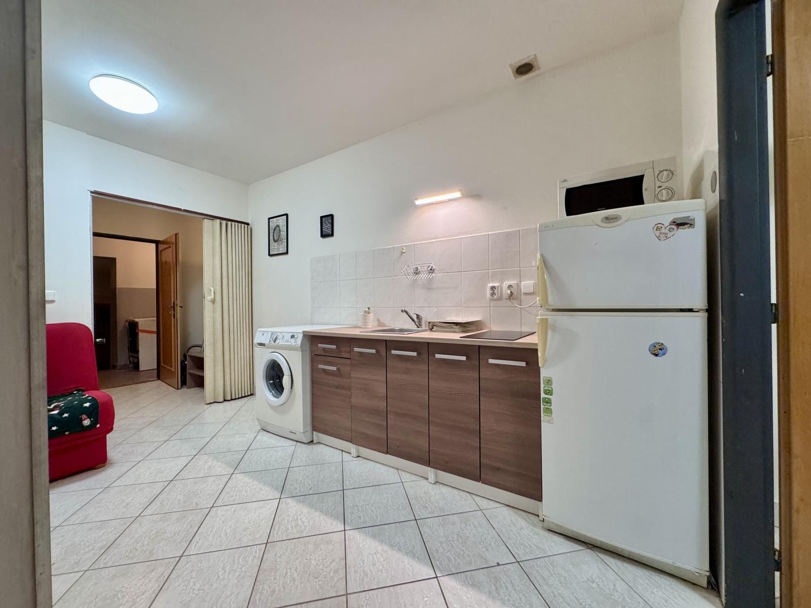 2+kk, U Santošky, Praha, 50 m²