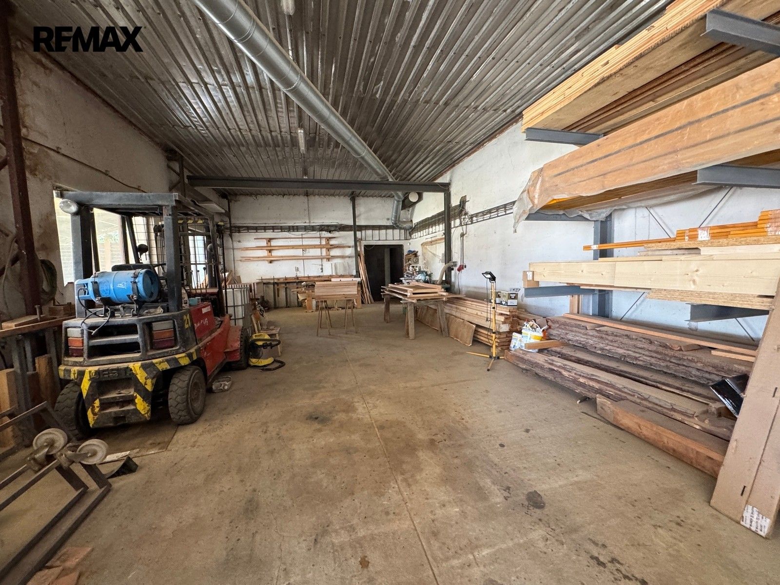 Výrobní prostory · 300 m² · Úsilné - 3