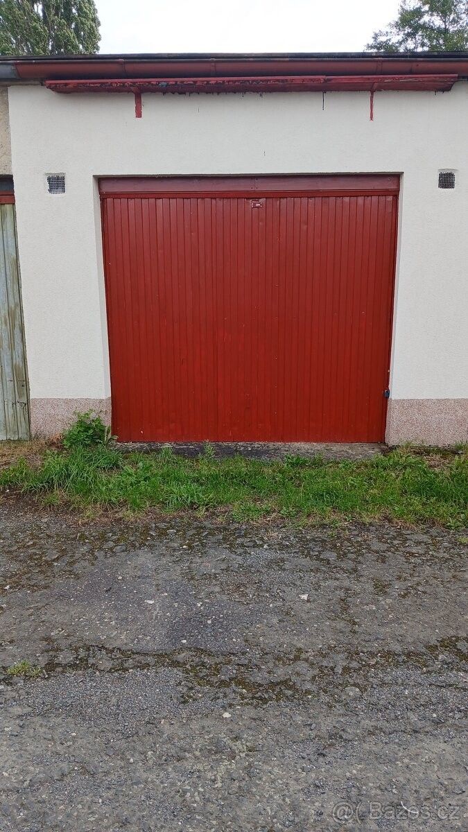Garáže, Litomyšl, 570 01 - 1