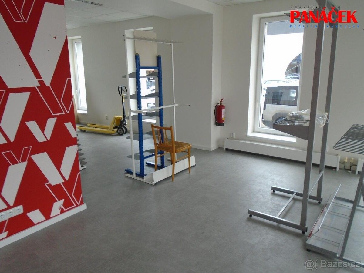 Obchodní prostory · Zlín, 763 02 - 3