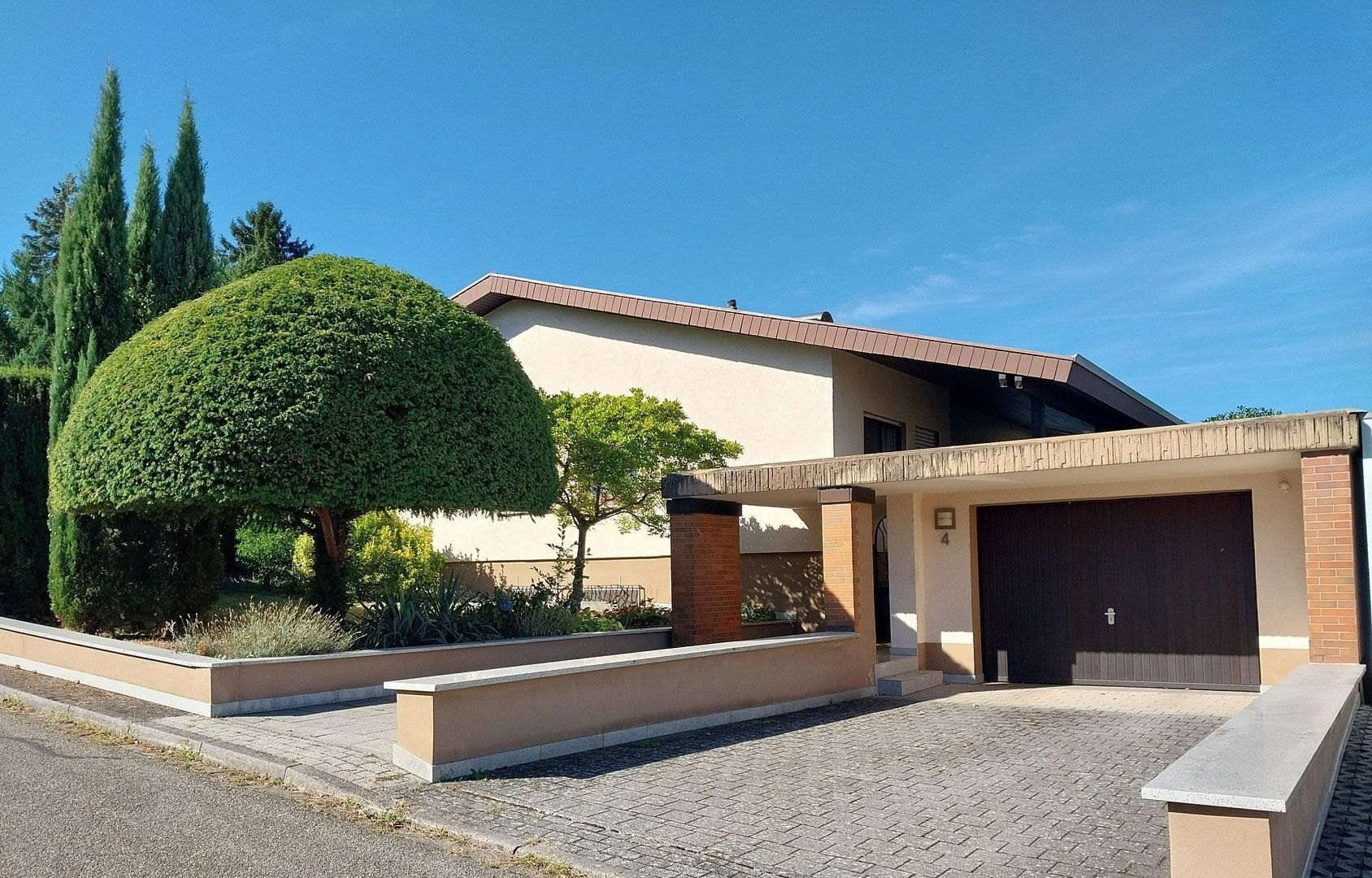Rodinné domy, , Bádensko-Württembersko, 139 m² - 2