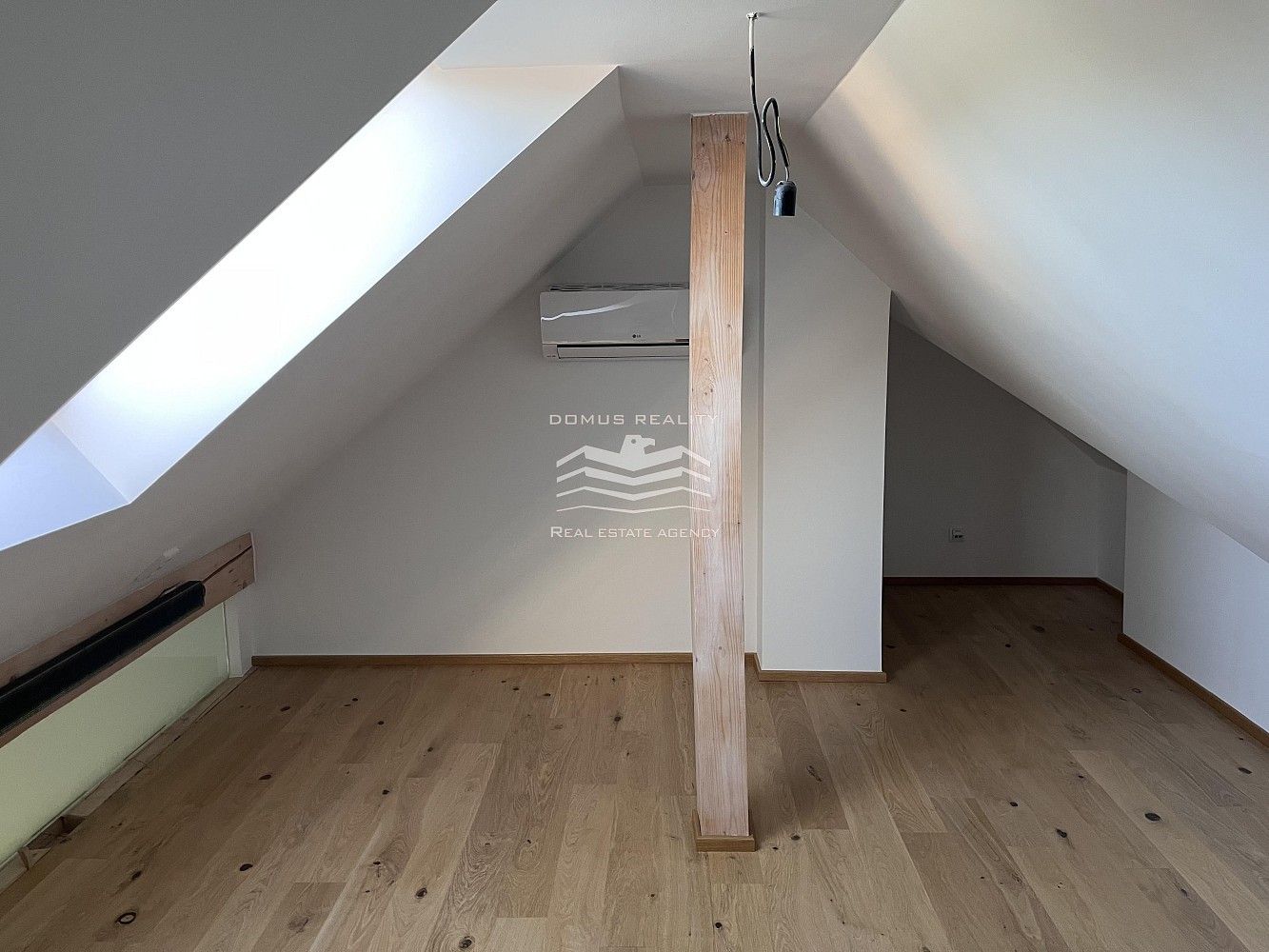 Pronájem byt 2+kk - Zavadilova, Praha 6 - Dejvice, 75 m² - 5