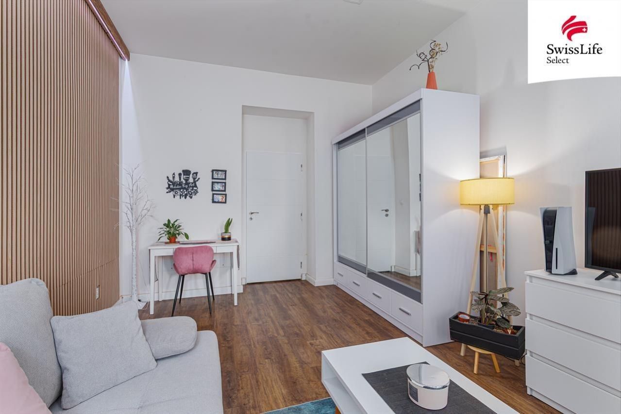 Prodej byt 1+1 - Turnovská  , Praha, 40 m²