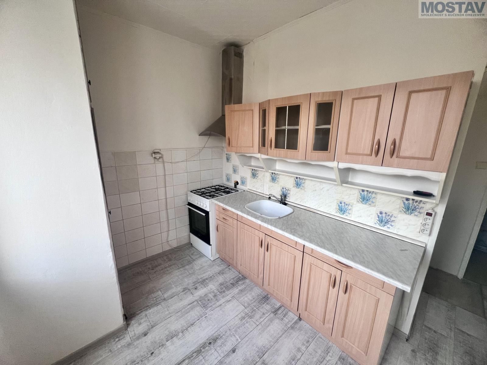 Pronájem byt 2+1 - Mladé gardy, Most, 49 m²