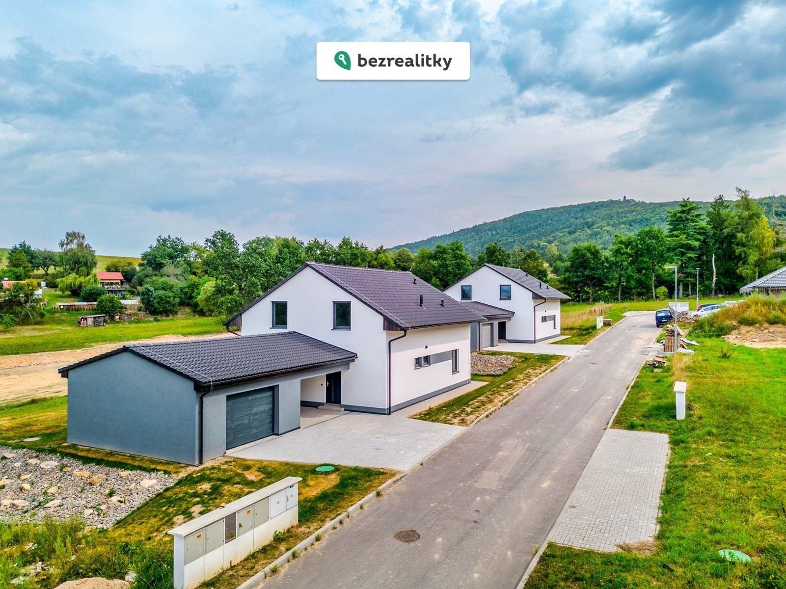 Rodinné domy, Louňovice pod Blaníkem, 248 m² - 1
