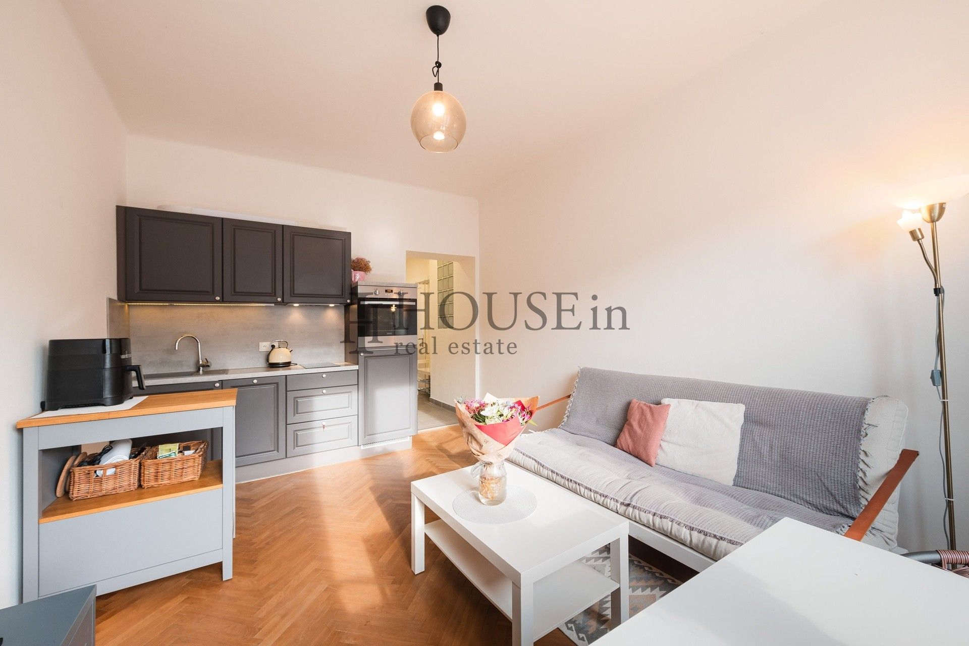 2+kk, Křižíkova, Praha, 43 m²