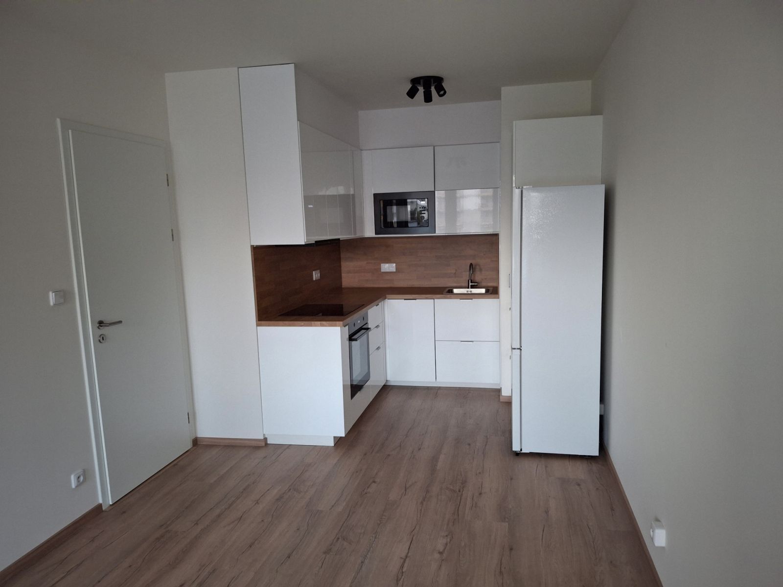 Byt 2+kk · 43 m² · Pod Harfou, Praha - Vysočany - 2