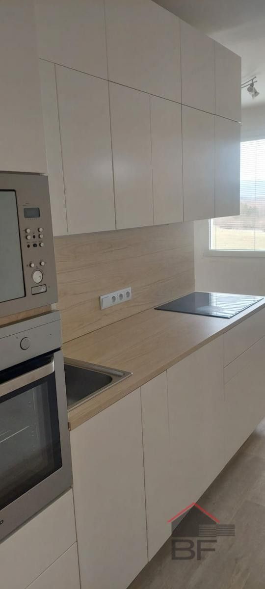 3+1, Železničářská , Česká Lípa, 64 m² - 2