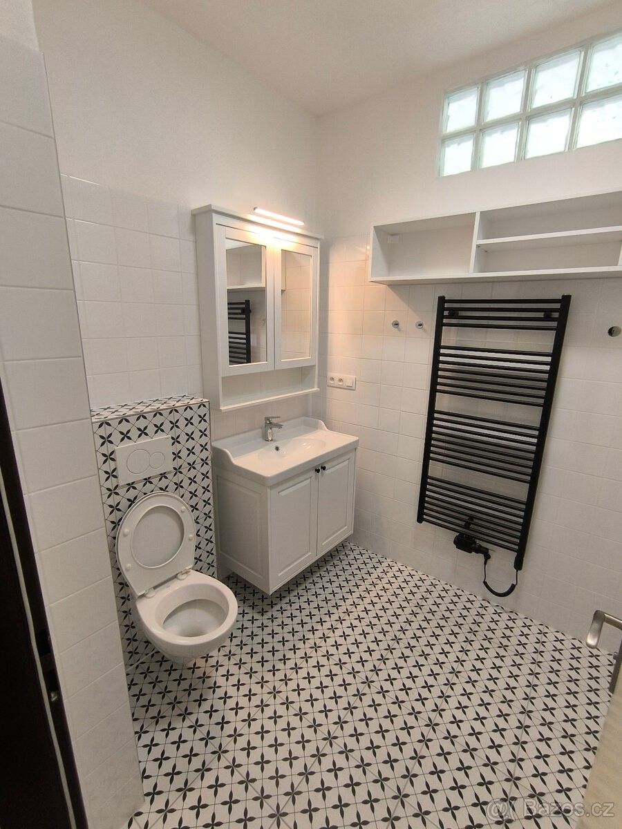 Byty, České Budějovice, 370 04