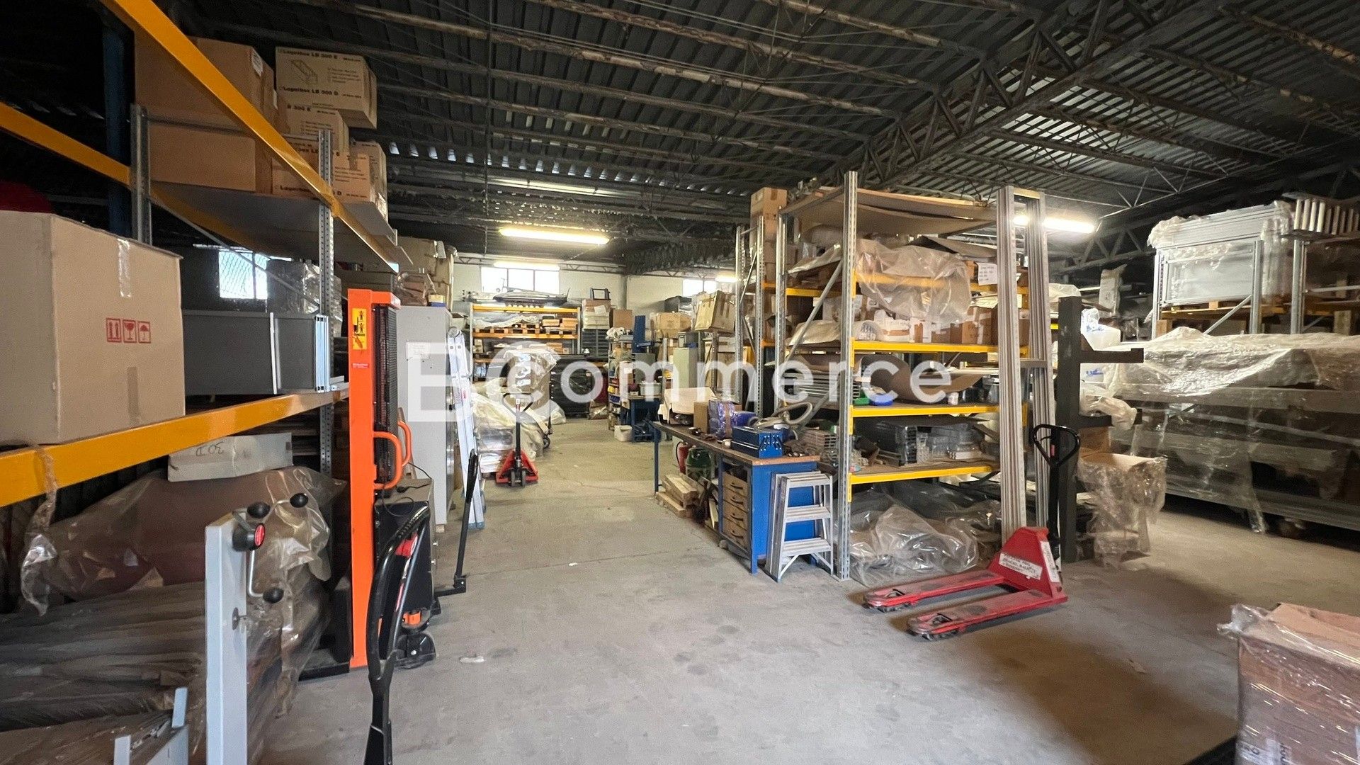 Pronájem sklad - Brno, 246 m²