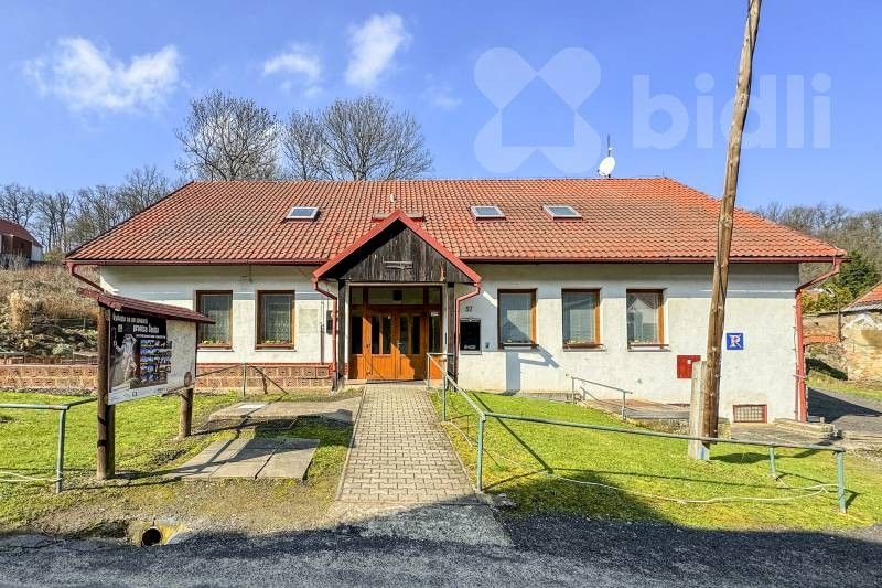 Prodej rodinný dům - Oparno, Velemín, 442 m²