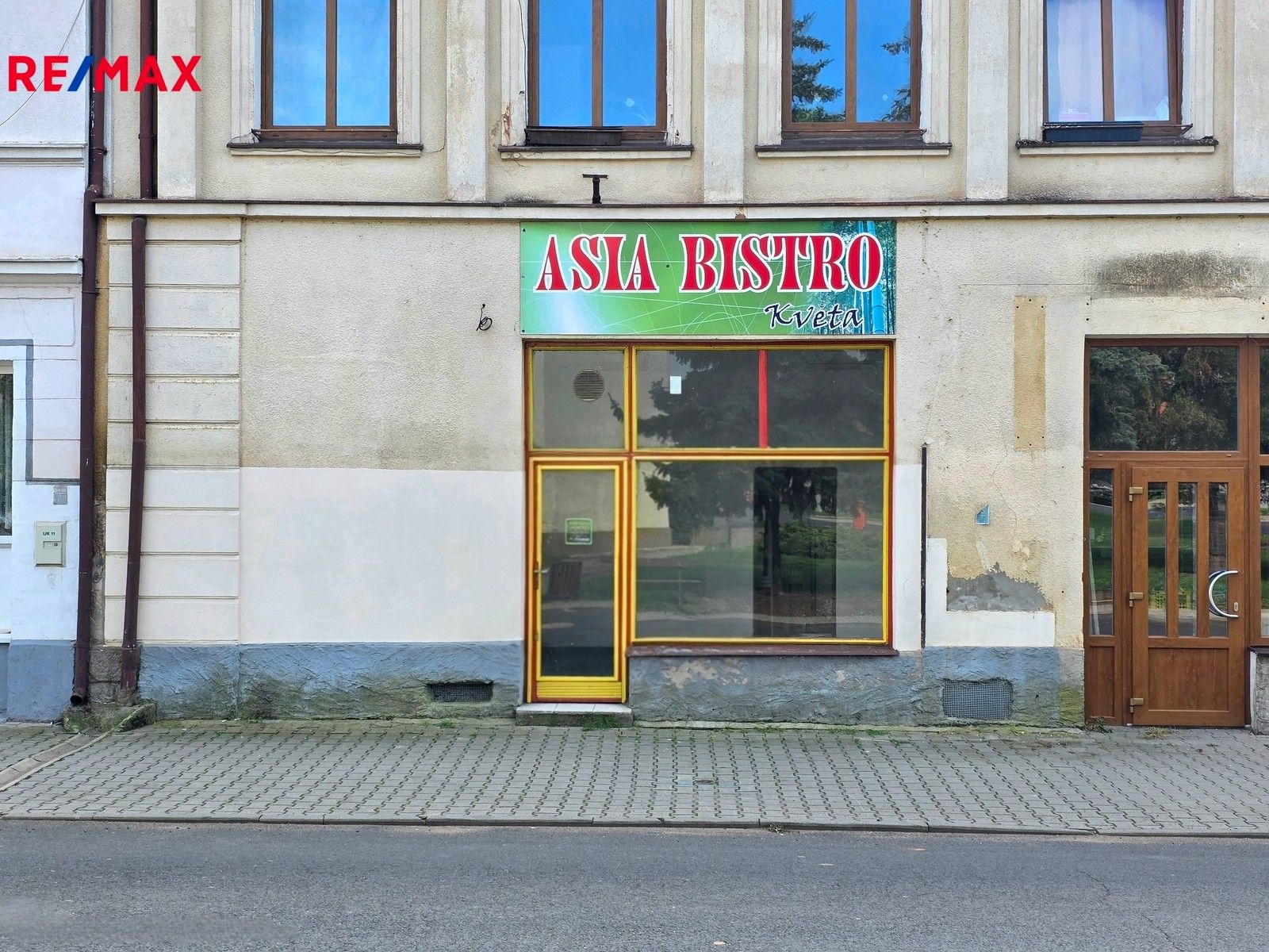 Pronájem obchodní prostory - Hlavní, Kryry, 47 m²