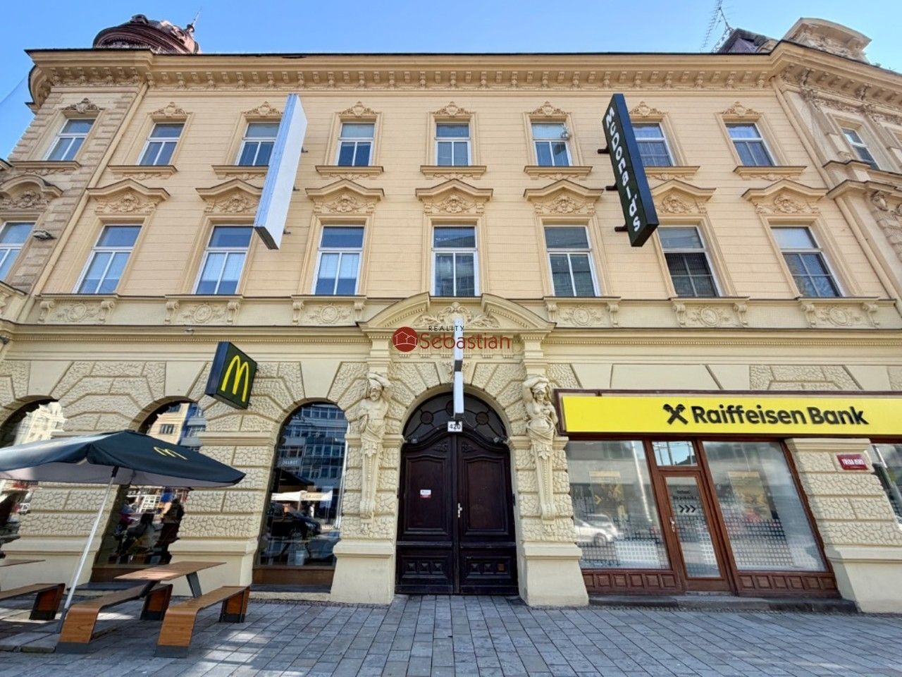 Pronájem kancelář - třída Míru, Pardubice, 182 m²