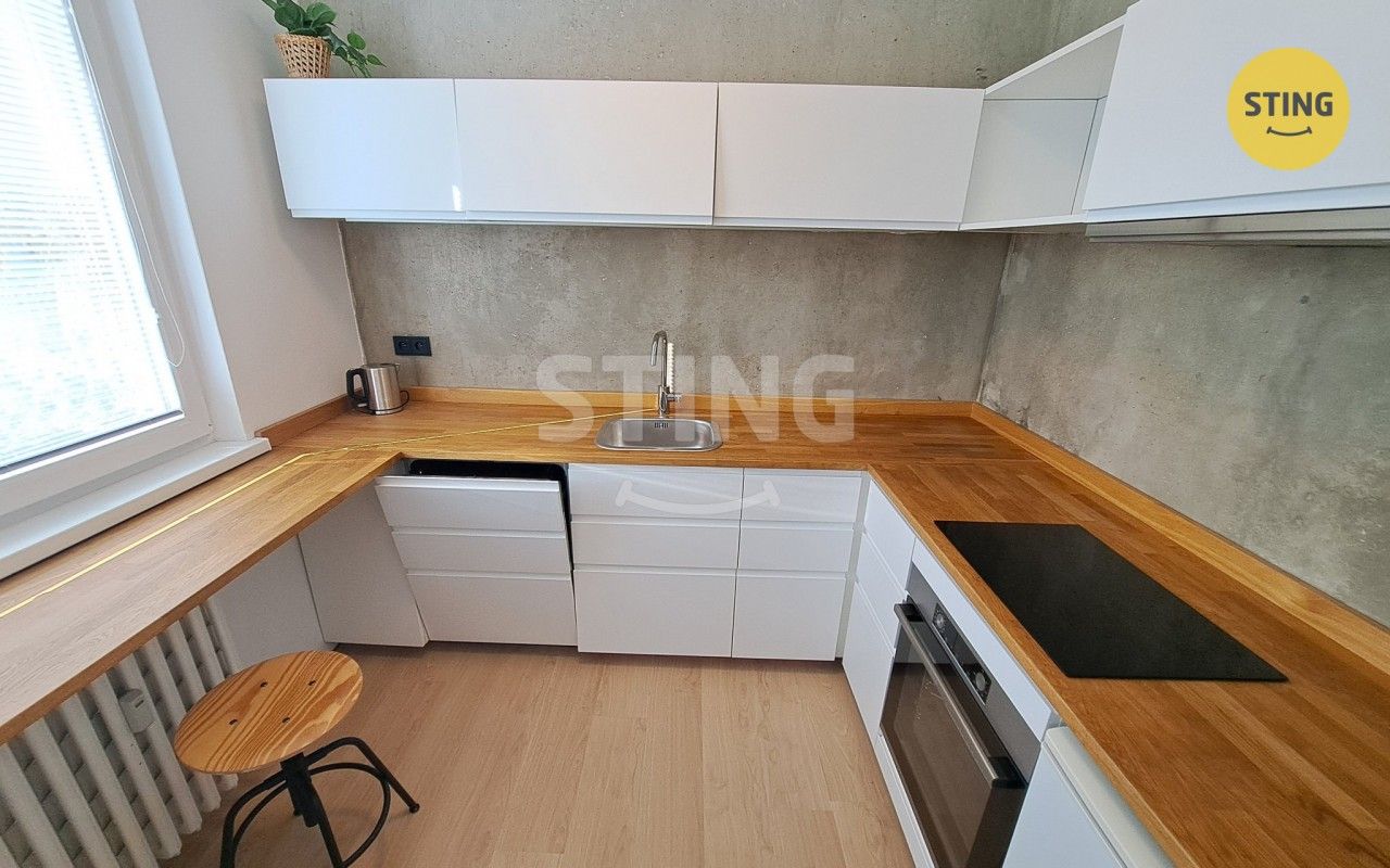 Prodej byt 2+1 - Kozlovská, Přerov, 42 m² - 2