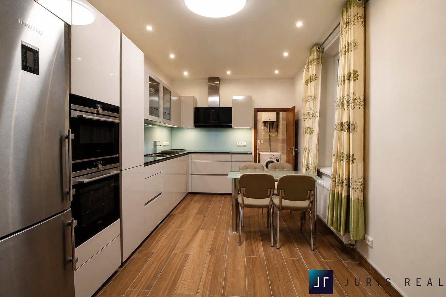 Byt 2+1 · 87 m² · Praha - Holešovice, okres Praha 7, Hlavní město Praha - 4