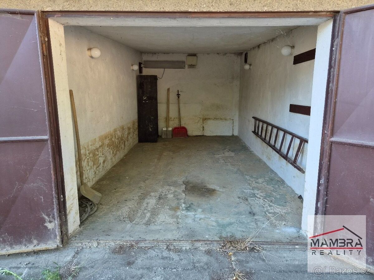 Garáže, Opava, 747 05 - 1