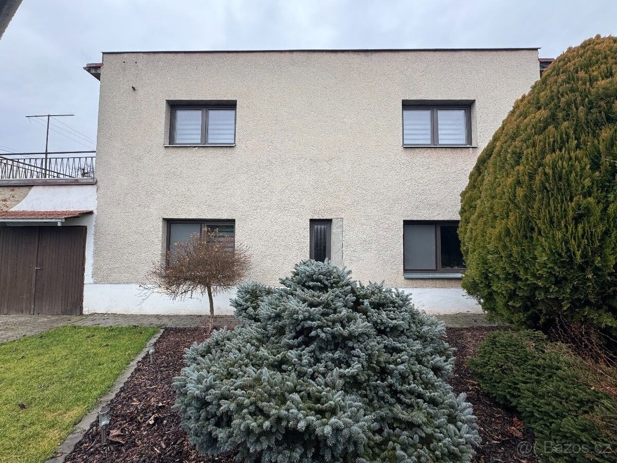 Prodej rodinný dům - Fryšták, 763 16