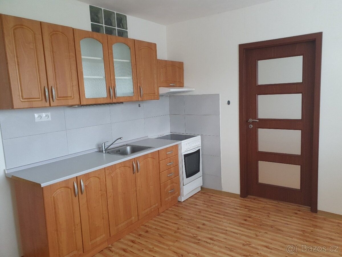 Byty, Chomutov, 430 01