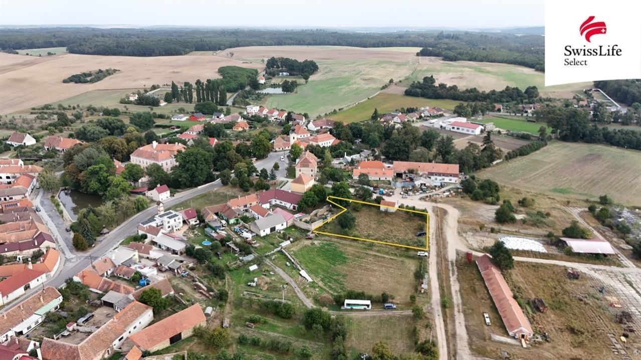 Prodej pozemek pro bydlení - Hostim - 5