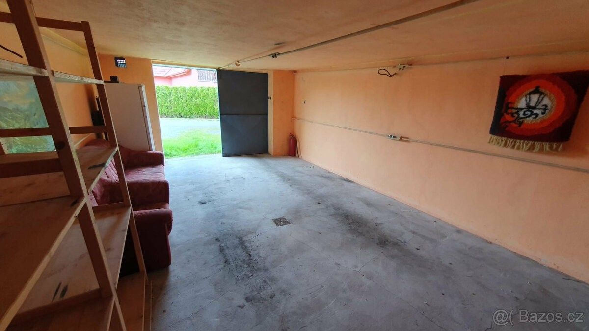 Prodej garáž - Kunín, 742 53