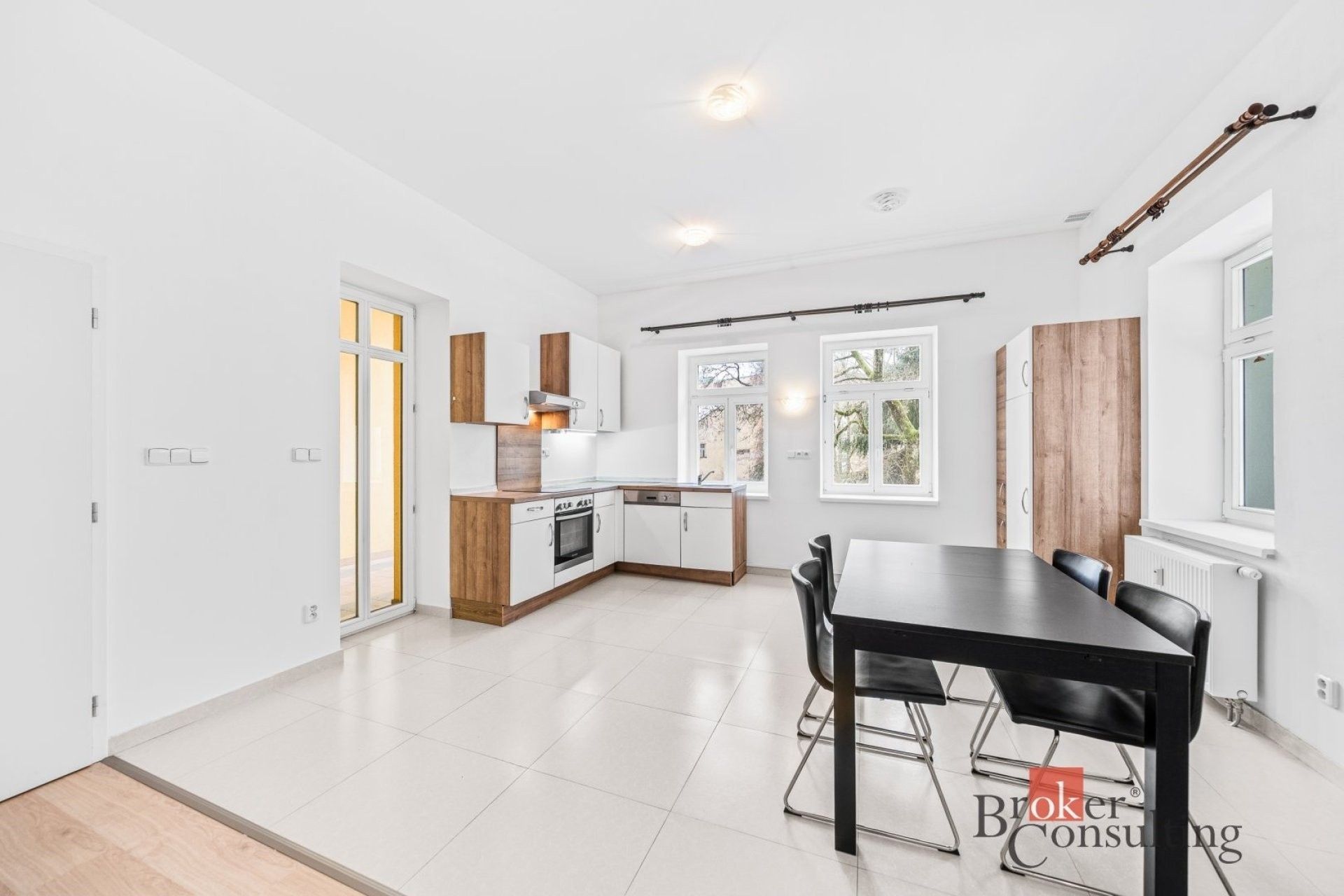 3+kk, Lesní, Mariánské Lázně, 120 m² - 1