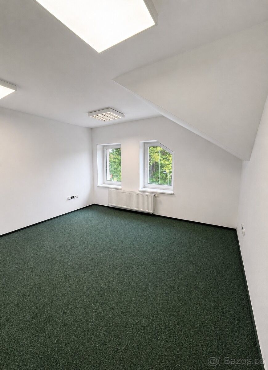 Kanceláře, Rožnov pod Radhoštěm, 756 61 - 1