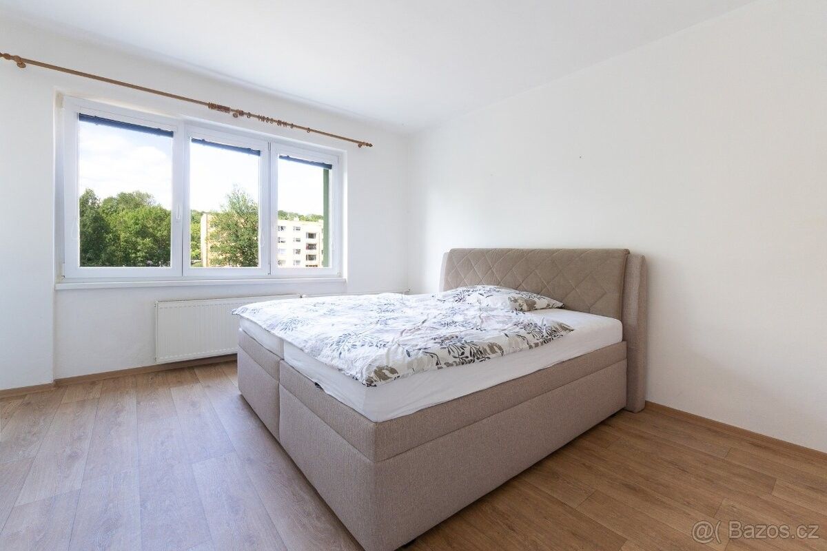 Pronájem byt - Dubí u Teplic, 417 01