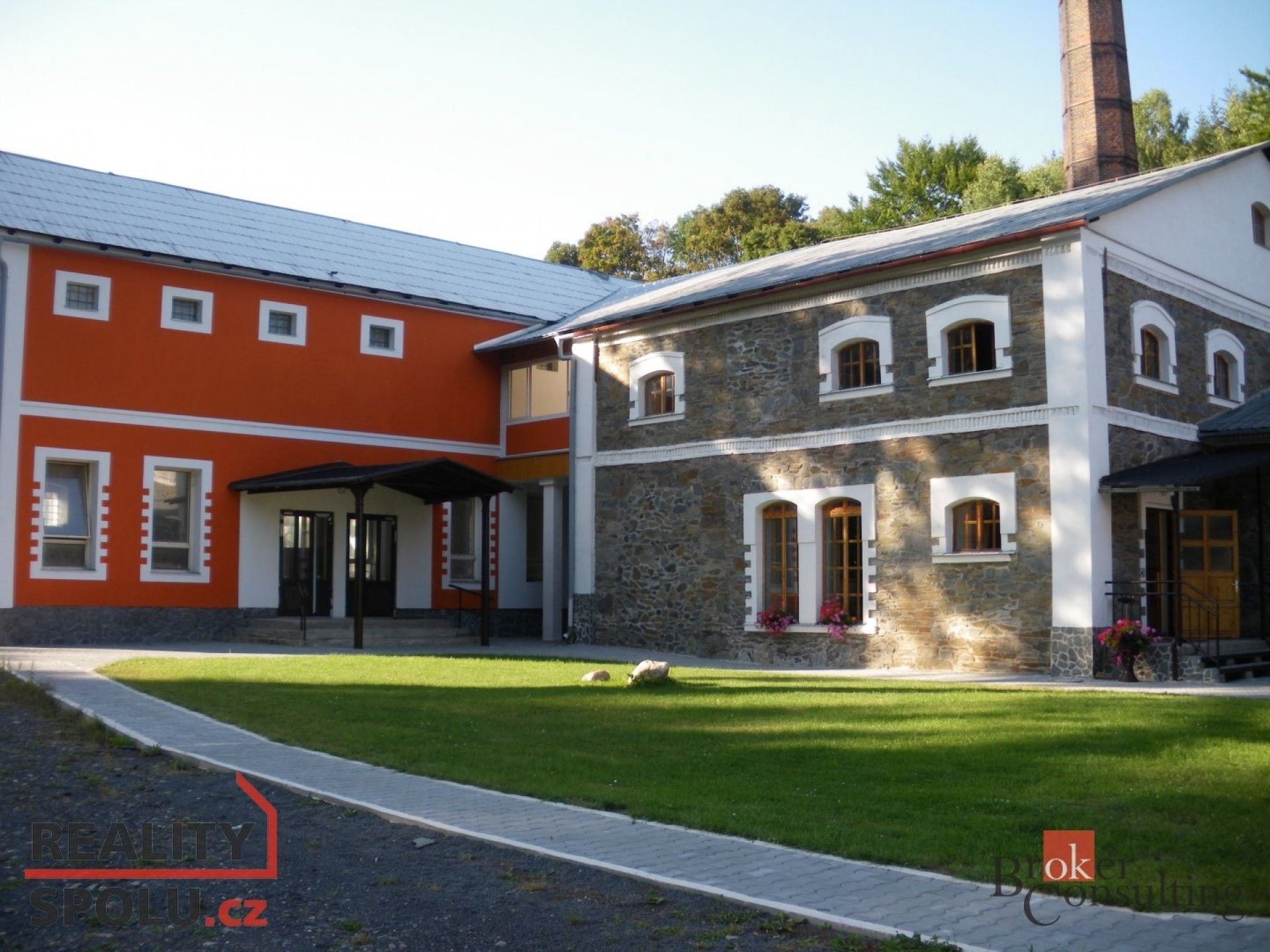 Ubytovací zařízení, Pocheň, Široká Niva, 2 115 m²