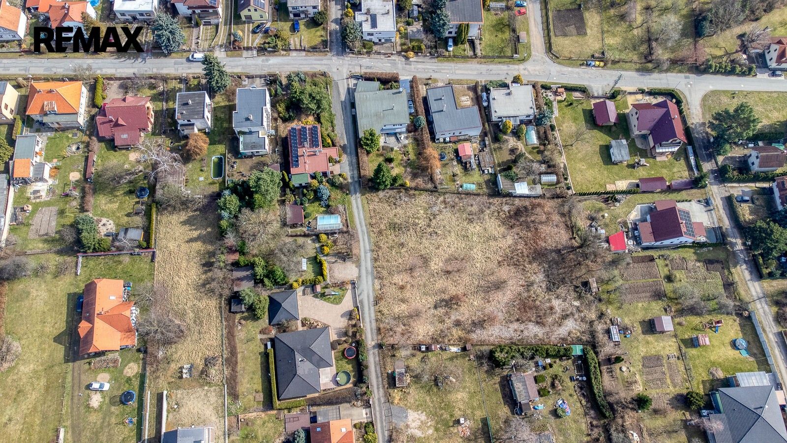 Prodej pozemek pro bydlení - Týnec nad Labem, 860 m² - 5