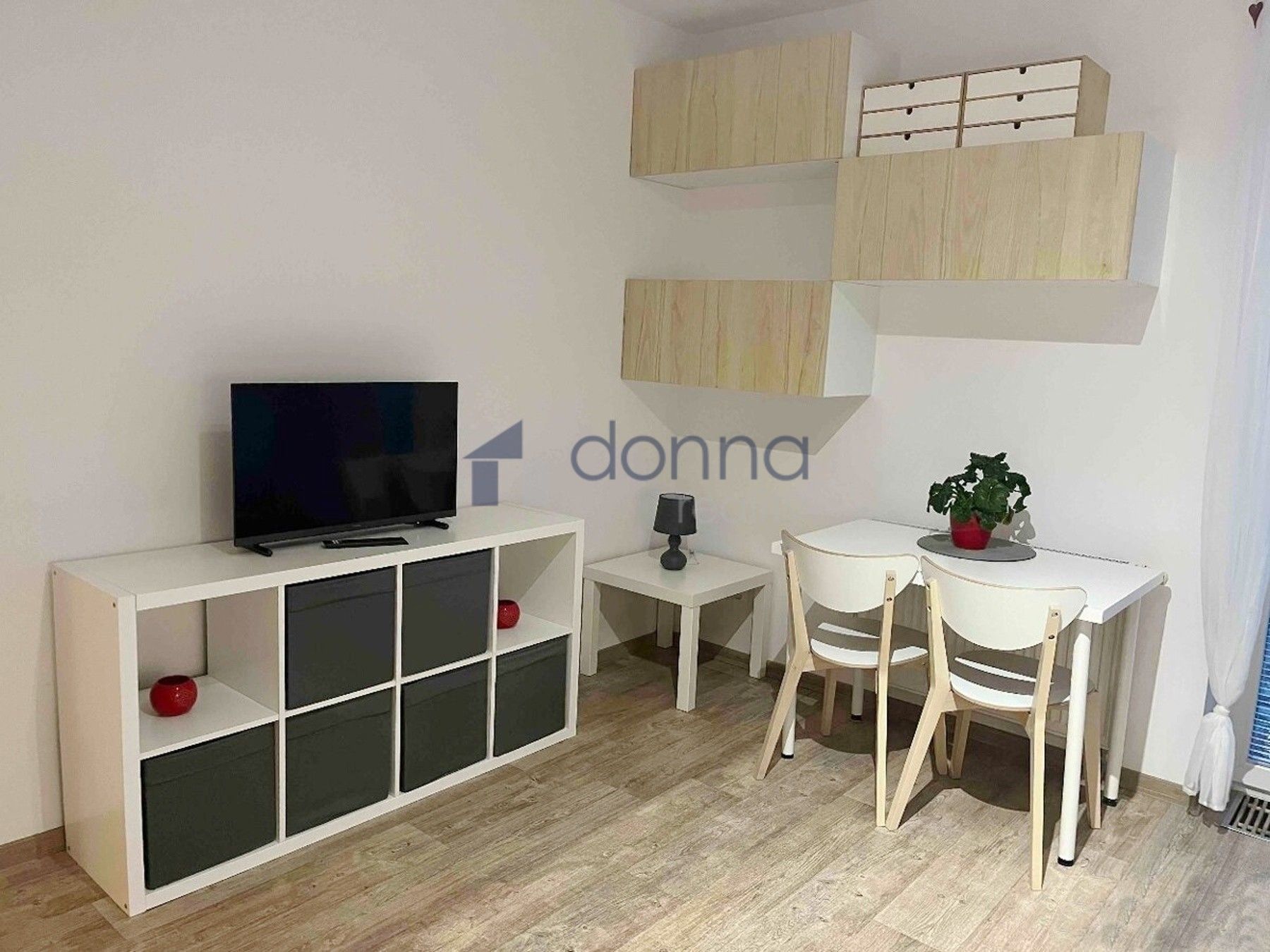 2+kk, Pod Nouzovem, Praha, 38 m²