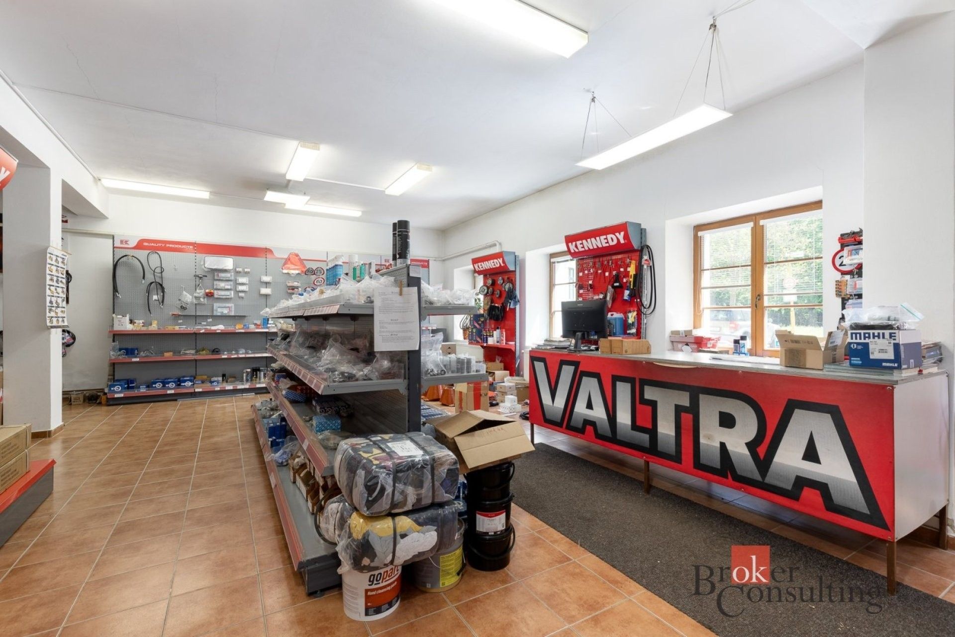 Pronájem obchodní prostory - Partyzánská, Bruntál, 225 m² - 5