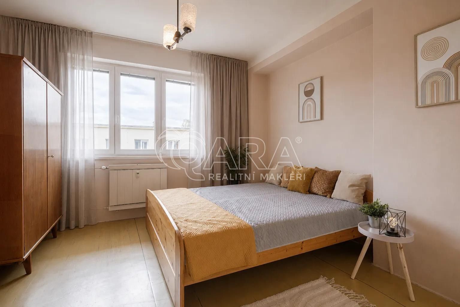 3+1, Sídliště I , Kamenice, 72 m² - 2
