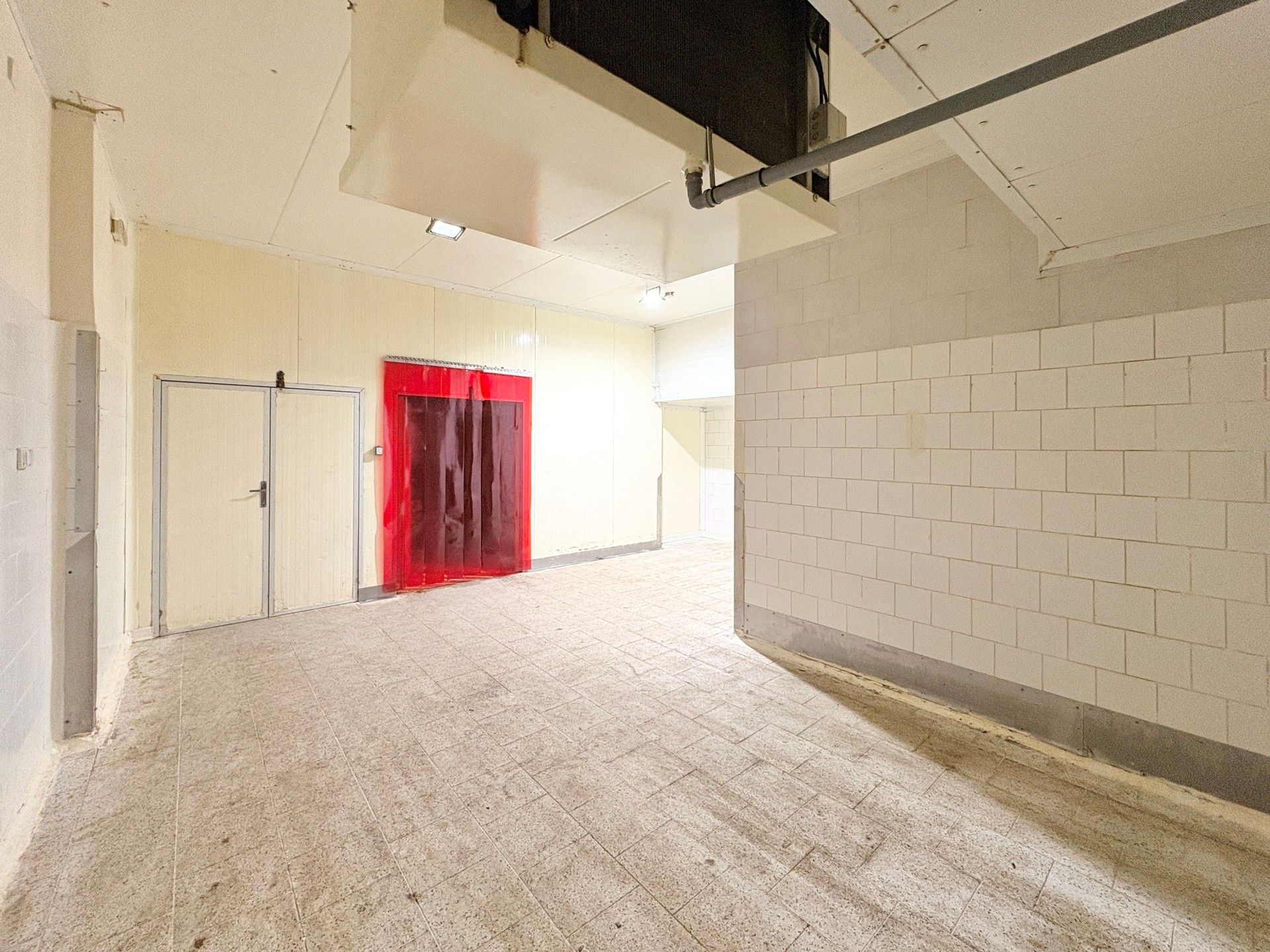 Sklad · 438 m² · U vlečky, Brno Komárov - 4