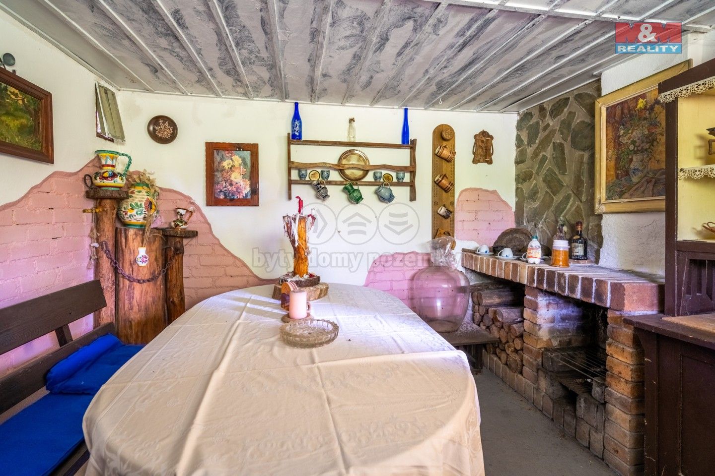 Chaty, Kamýk nad Vltavou, 20 m²