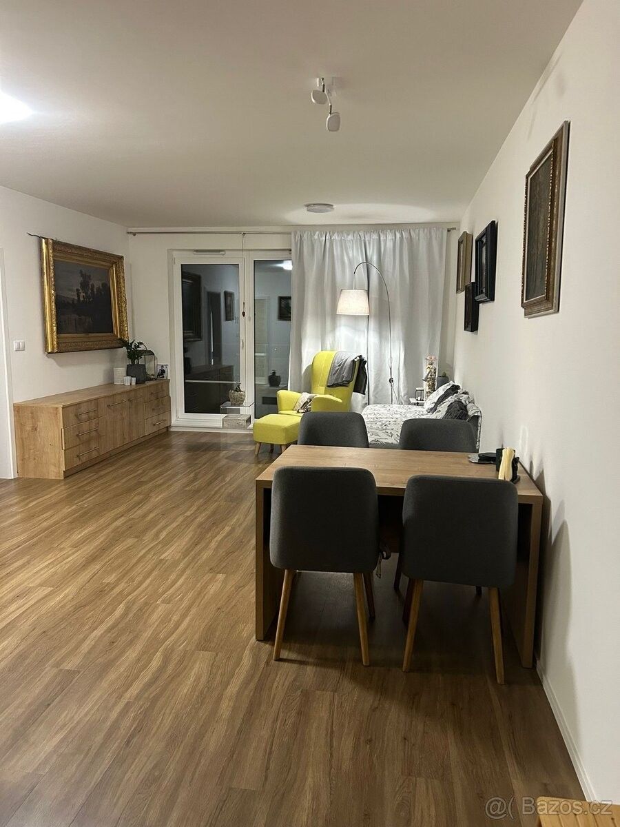 Pronájem byt - Zlín, 760 01