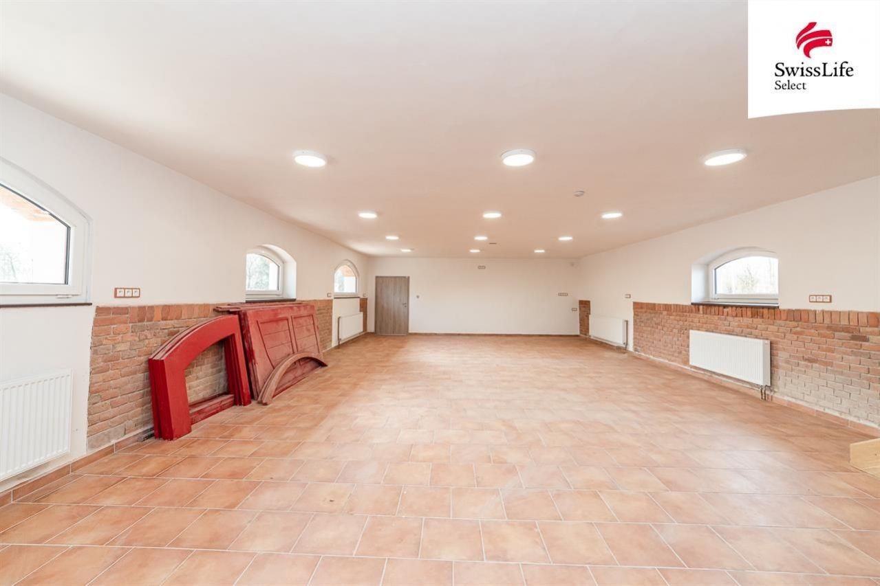 Obchodní prostory · 230 m² · Dobronín - 3